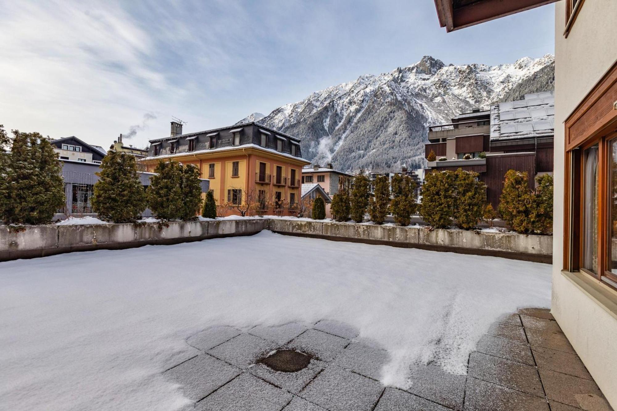 Duplex Aiguille Du Midi Large Terrasse - Happy Rentals Шамони Экстерьер фото