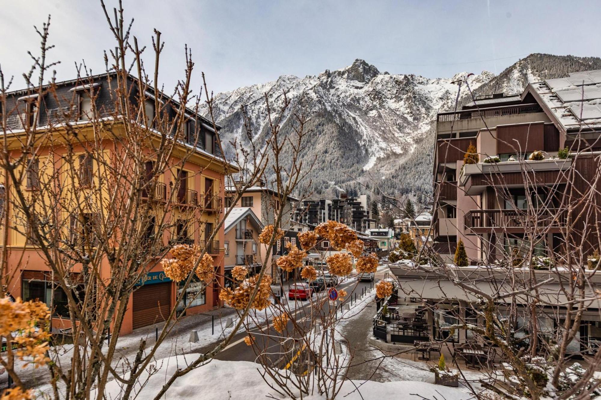Duplex Aiguille Du Midi Large Terrasse - Happy Rentals Шамони Экстерьер фото